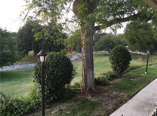 26745 Oak Crossing Rd UNIT B, Santa Clarita, CA 91321