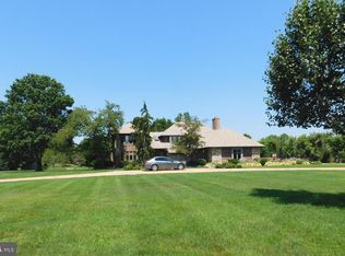 703 Worthington Dr, Moorestown, NJ 08057