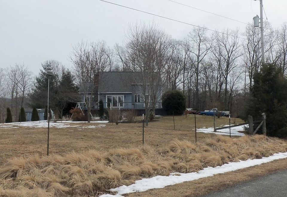 1st image of 51 Toms Dr
