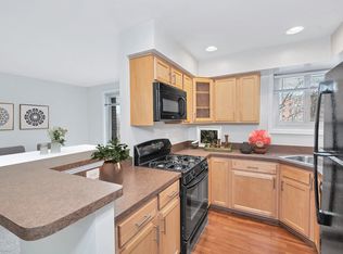 Rosslyn Vue Apartments, Arlington, VA 22209