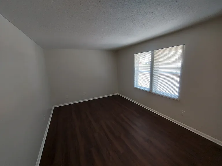427 S Main St #2 — Photo 9