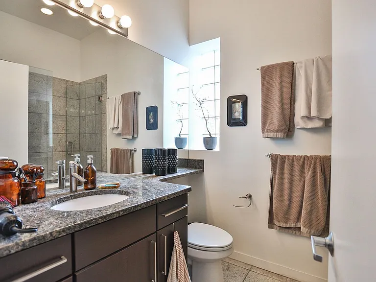 651 N Wolcott Ave #3N — Photo 7
