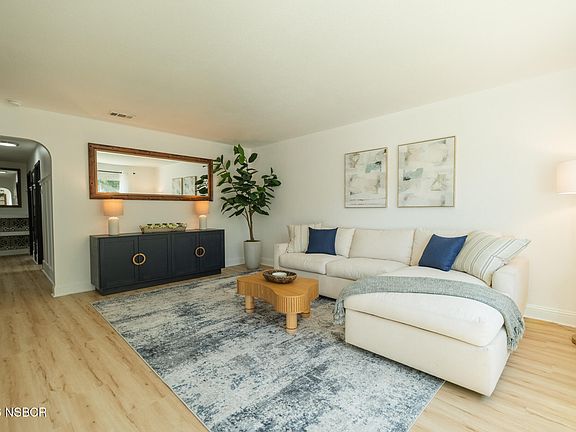 5th image of 1001 W Lime Ave