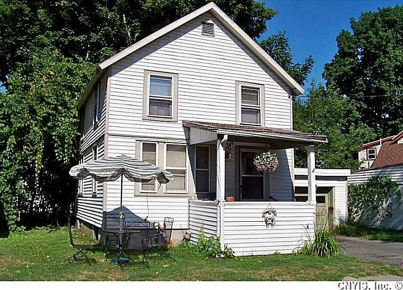 1st image of 133 Clinton Ave