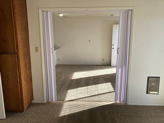 5th image of 3274 Main St APT 15