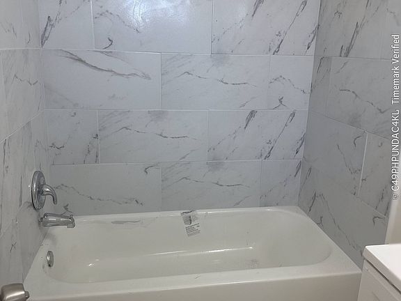 2nd image of 2641 Niles St APT 4