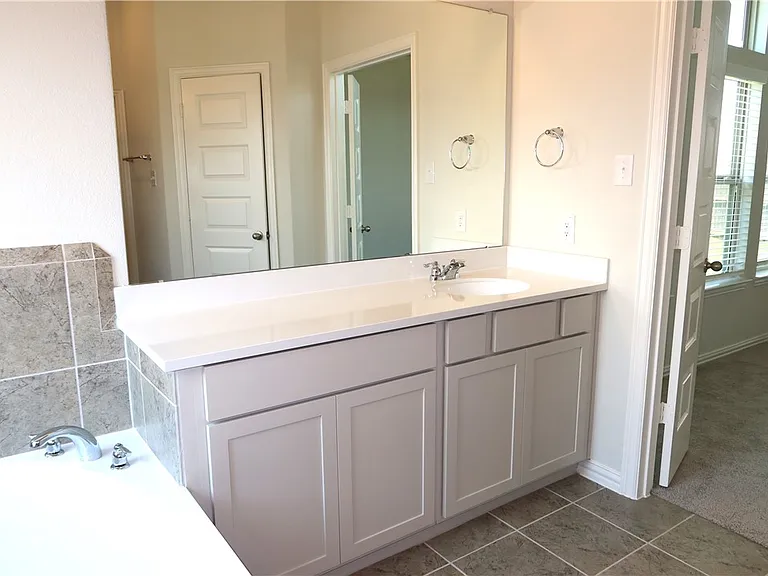 6306 Fulton Dr — Photo 18