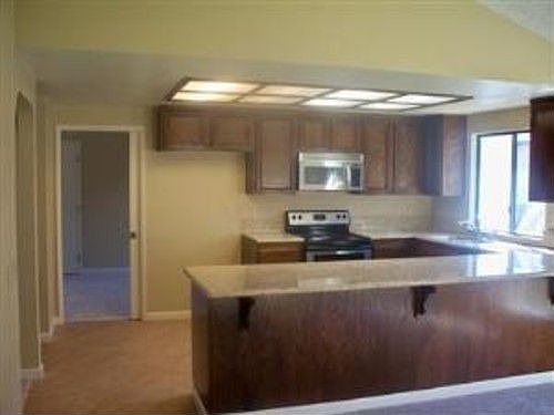 5th image of 8345 Crestshire Cir
