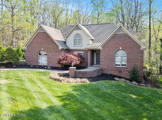 906 NW Bathurst Rd, Knoxville, TN 37909