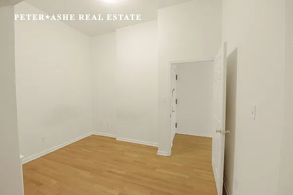 Rented by Peter Ashe | media 5