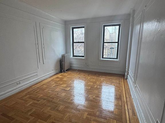 3rd image of 28 Arden St APT 5H