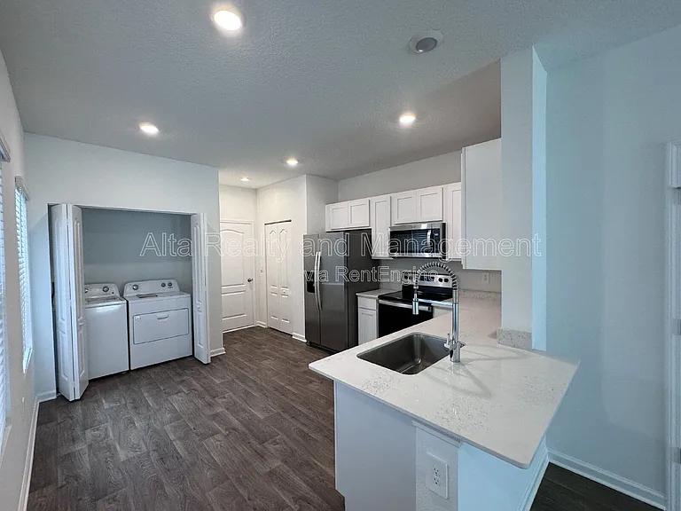9048 Alpine Aster Rd — Photo 6