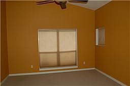 3rd image of 6937 Yellowstone Way Dr