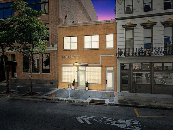2nd image of 640 Camp St