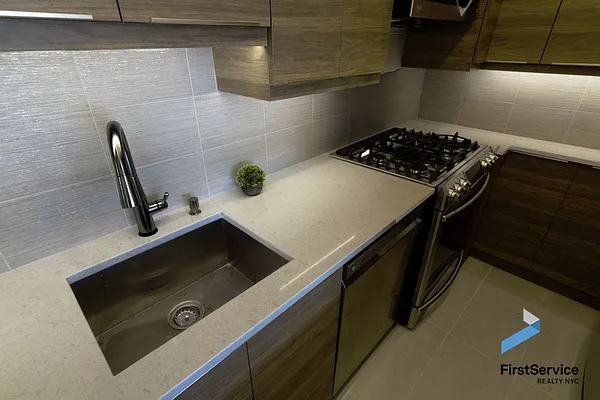 Rented by FirstService Realty (legacy) | media 31