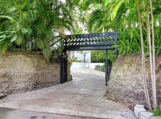 3301 Kirk St, Miami, FL 33133