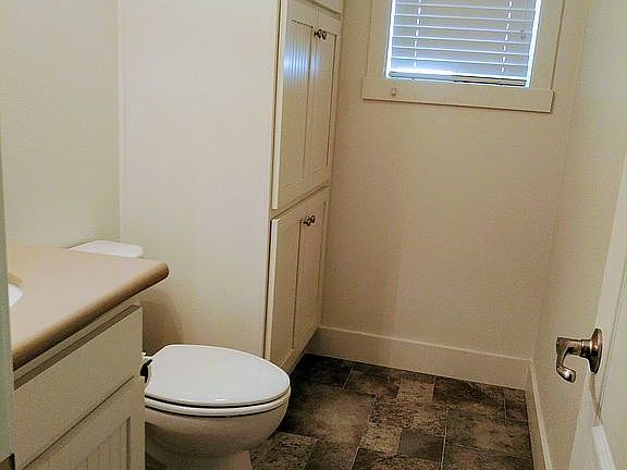 Extra linen storage