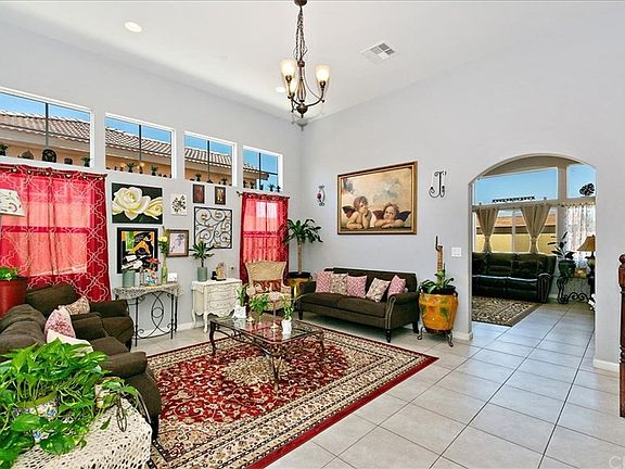 3rd image of 8887 Palmetto Ave