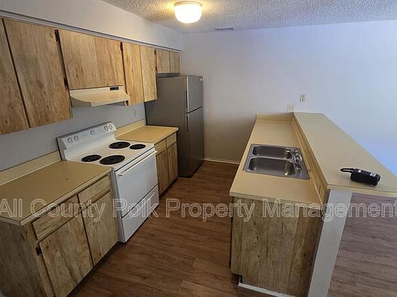 5th image of 2116 Brandy Pl