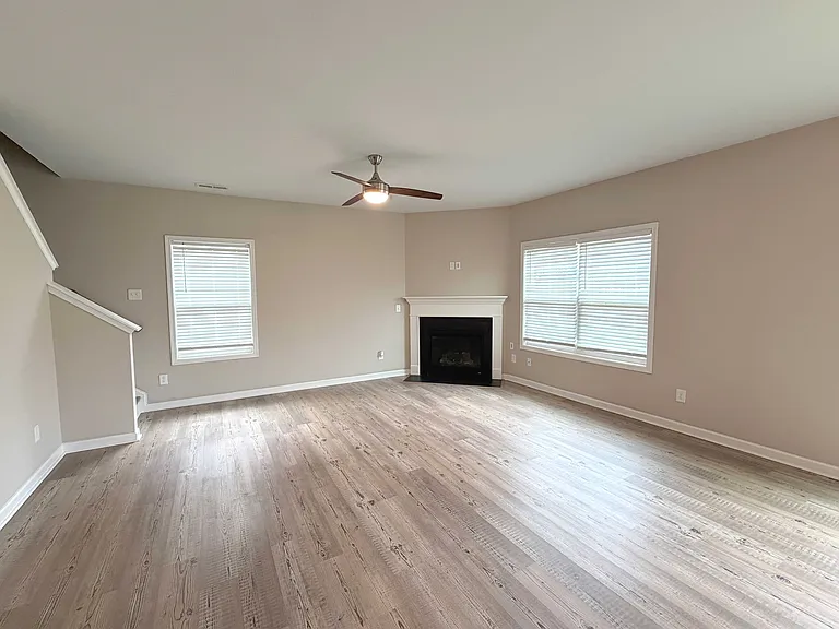 55 Shady Creek Trl — Photo 6