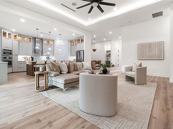 4th image of 24410 Sunny LN