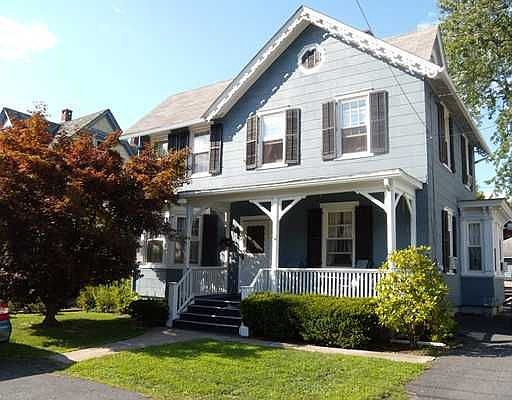 2nd image of 26 Avenue A