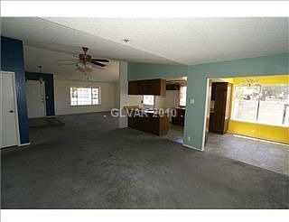 3rd image of 1627 Sorenson Ln