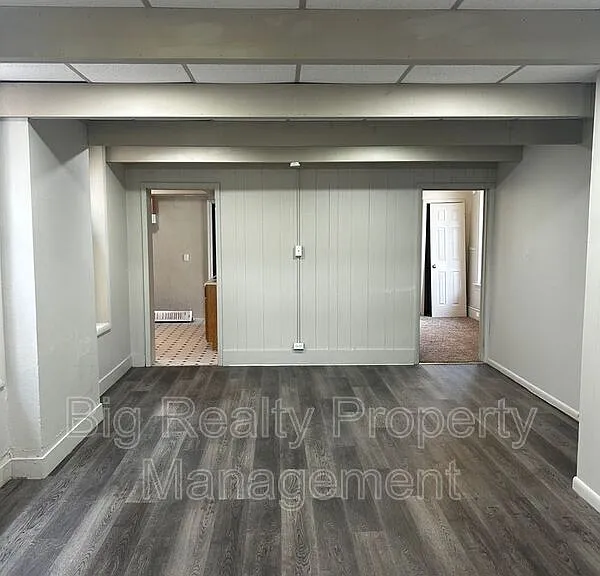 40 E 3rd St #1 — Photo 3