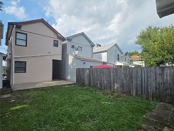 3rd image of 232 E 18th Ave