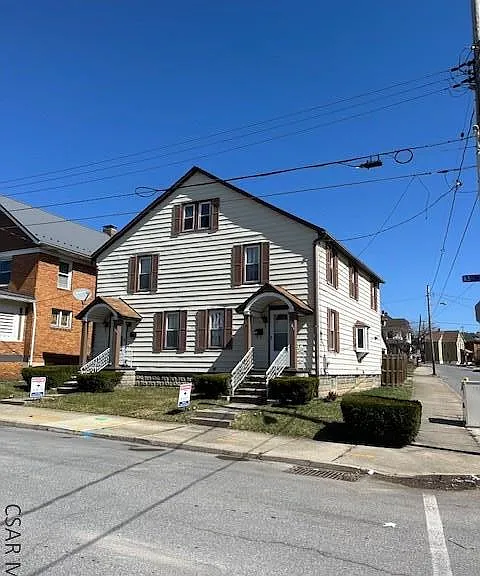 539 Ash St — Photo 11