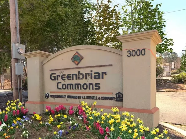 Greebriar Commons