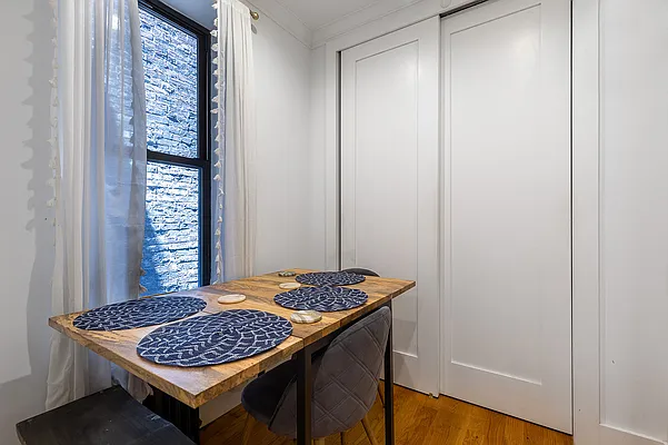 Rented by Nooklyn NYC LLC | media 12