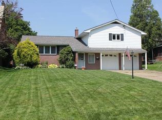 734 6th Ave, Beaver Falls, PA 15010