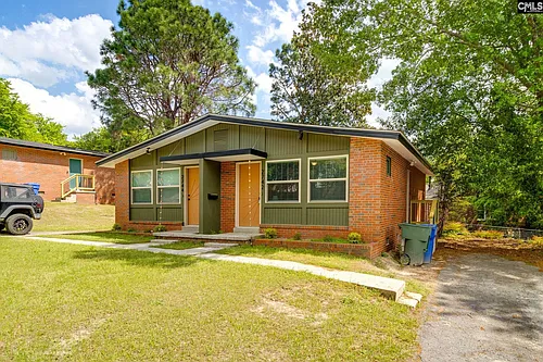 2742 Montgomery Ave Photo 1