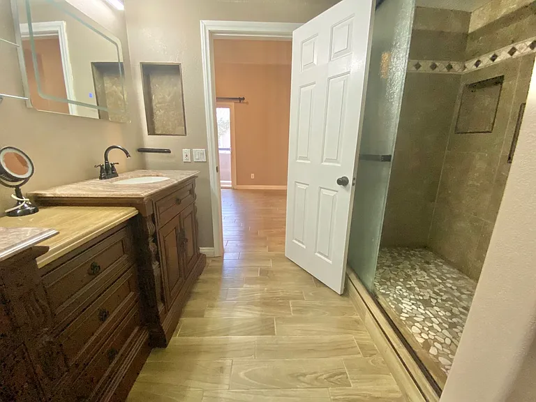 2000 Turquoise Ridge St #204 — Photo 28