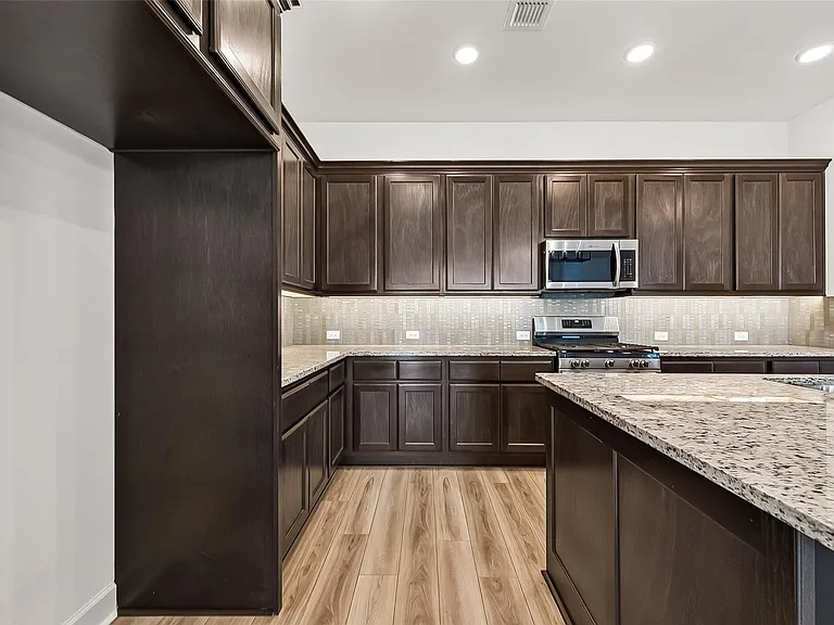 234 Amaranth Way — Photo 22