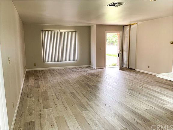 3rd image of 23461 Via Jacinto