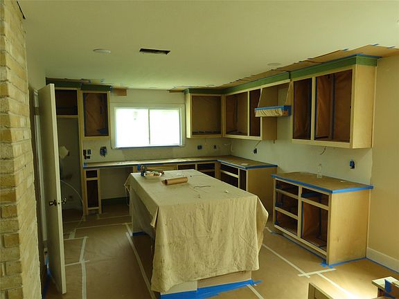2nd image of 19506 Franz Rd