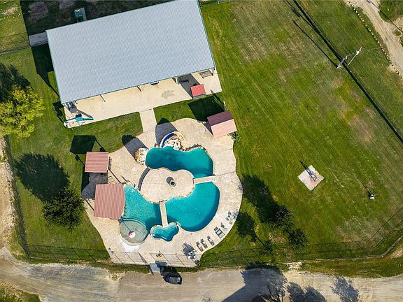 2nd image of 3745 County Road 4006