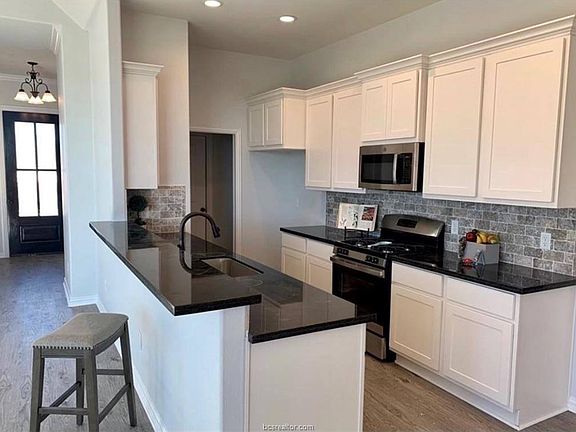 2nd image of 6300 Spartan Dr