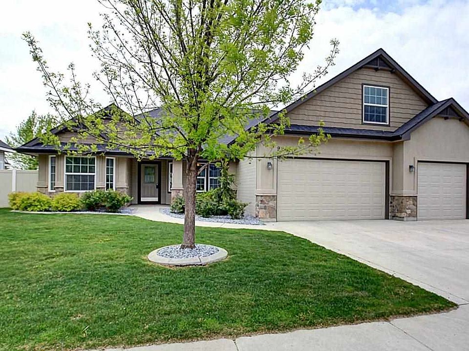 1st image of 9285 W Stirrup Dr