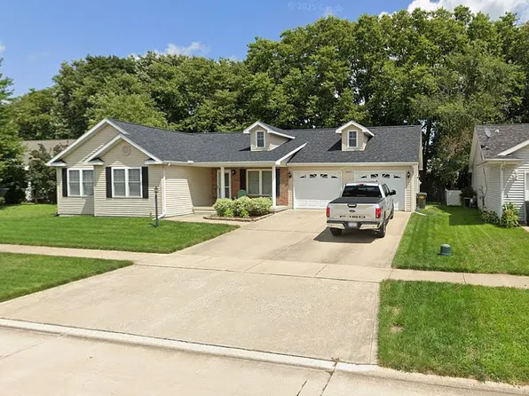 2502 Goodfield Dr, Urbana, IL 61802