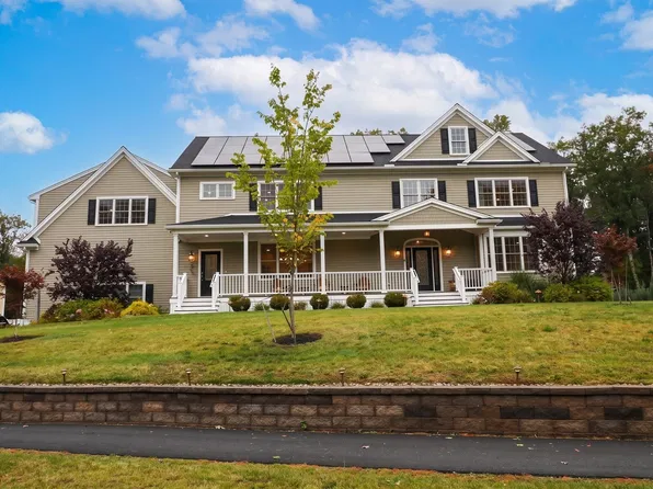 5-14 Charles St, North Reading, MA 01864