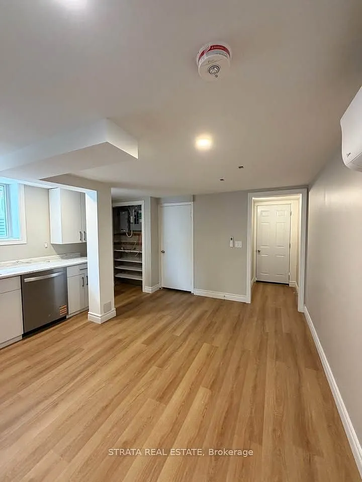 1 bed, $1,800 — Photo 2