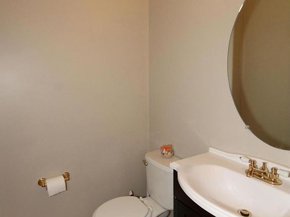 5th image of 4170 Zinnia Ln