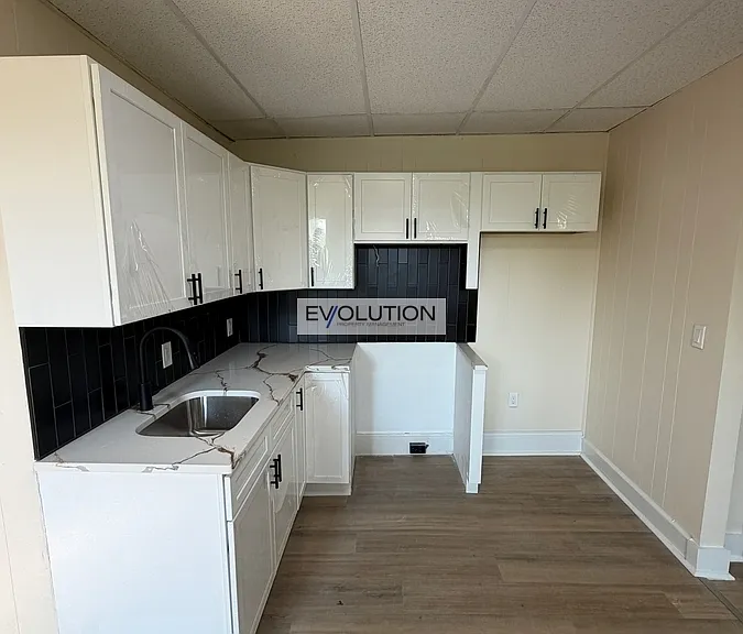 906 Park St #3W — Photo 6