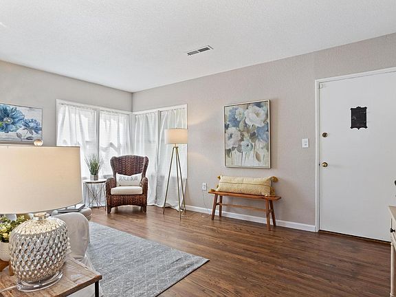 4th image of 333 Laurel Ave