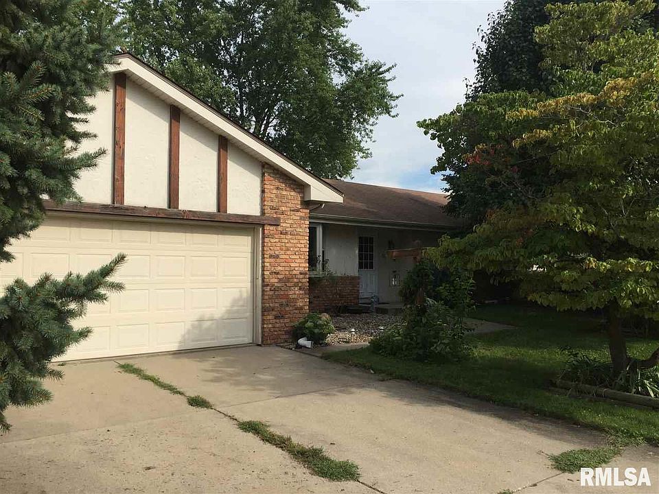 1st image of 117 Crestwood St