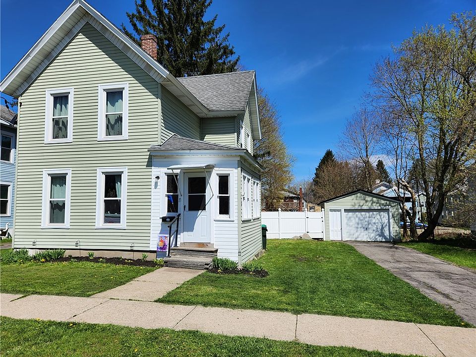 1st image of 17 Westcott St