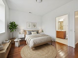 1118 W Washburne Ave UNIT 101, Chicago, IL 60608
